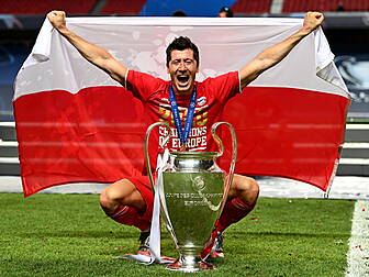 Lewandowski beats Ronaldo and...